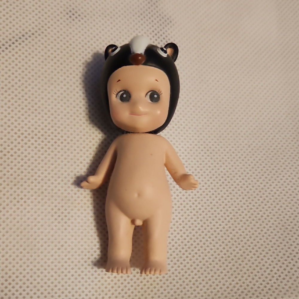 Sonny Angel Skunk Design Figurine Dreams 2011